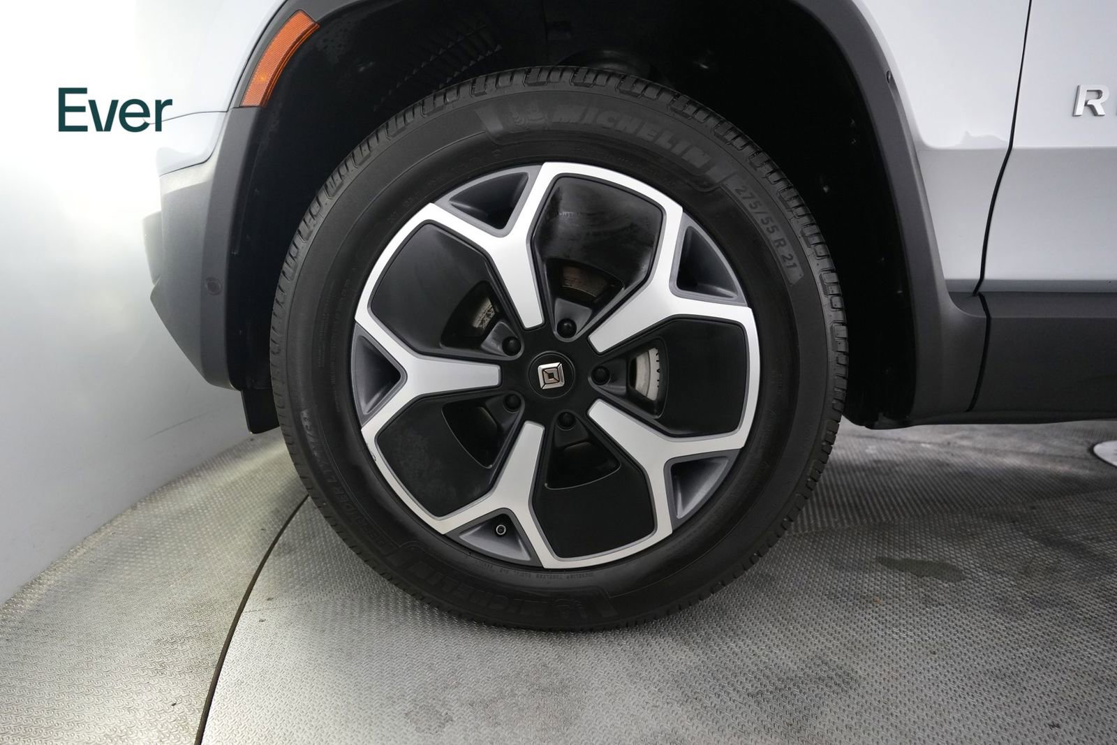 Used 2024 Rivian R1T Adventure AWD/4WD image 19