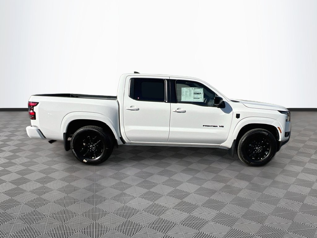 New 2027 Nissan Frontier SV w/ SV Convenience Package RWD image 8
