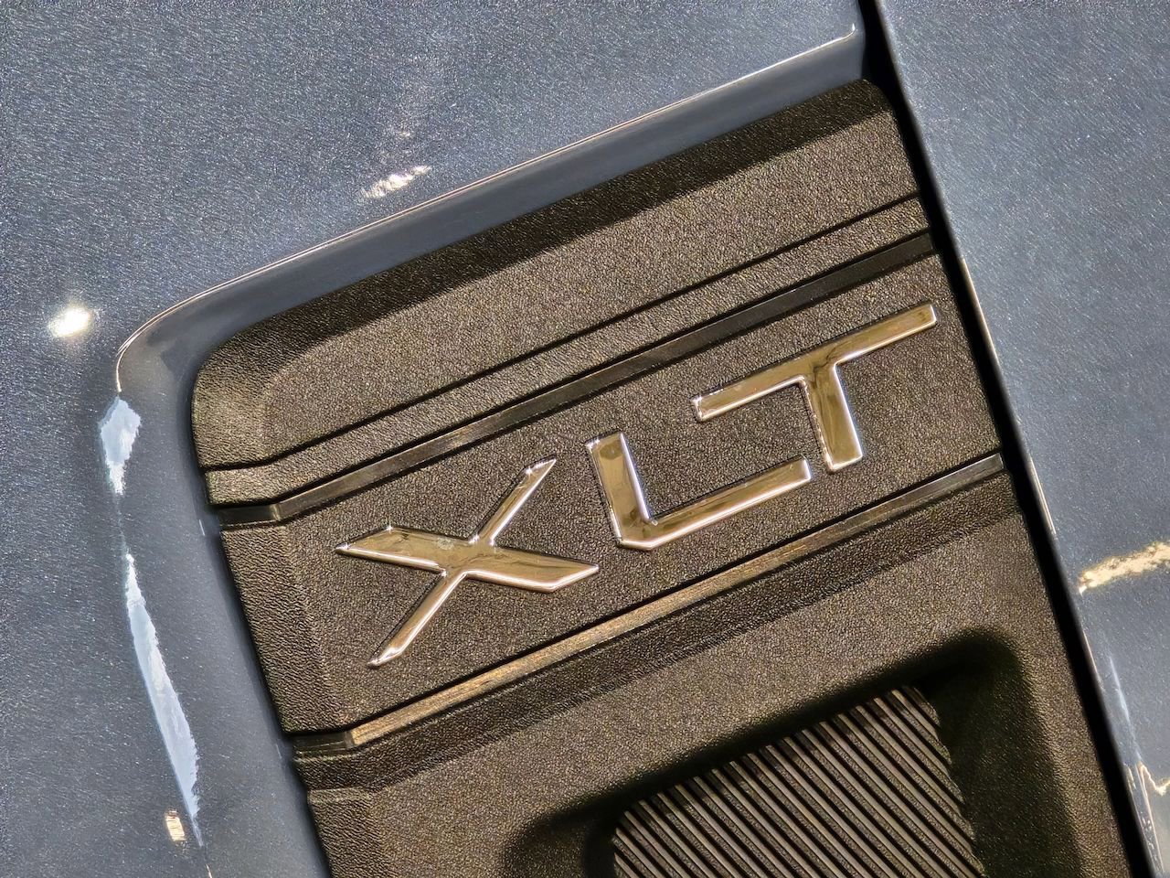 New 2025 Ford Maverick XLT w/ XLT Luxury Package image 2