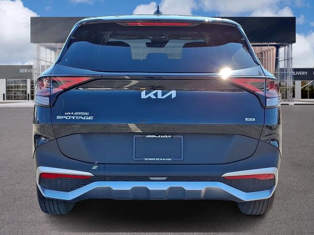 Certified 2023 Kia Sportage LX image 5