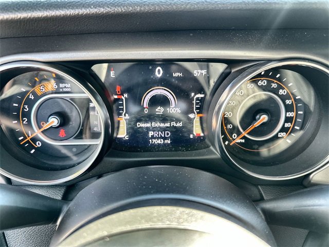 Used 2023 Jeep Gladiator Willys image 10