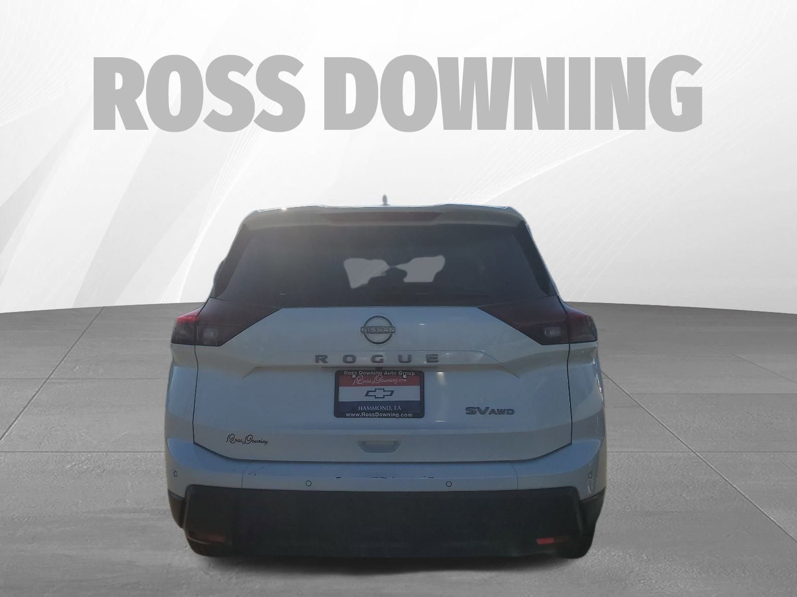 Used 2024 Nissan Rogue SV image 5