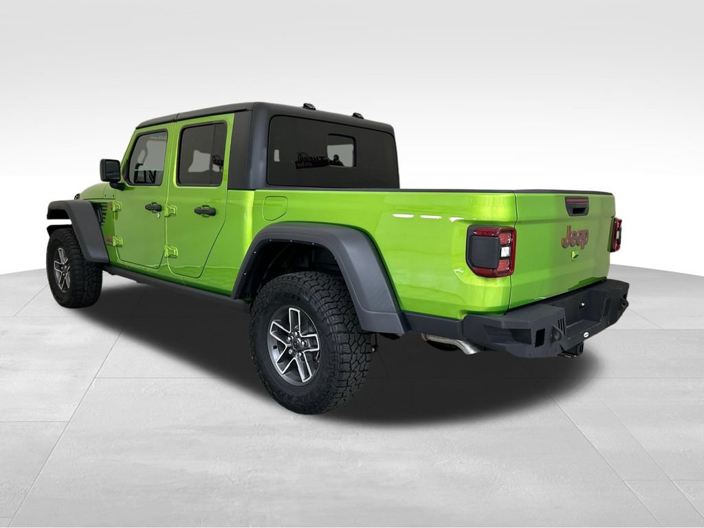 Used 2025 Jeep Gladiator Mojave w/ Convenience Group AWD/4WD image 3