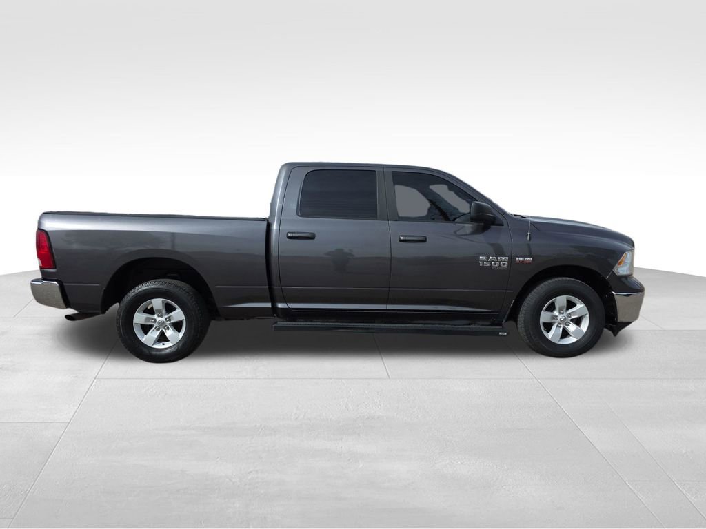Used 2021 RAM 1500 Classic SLT image 6