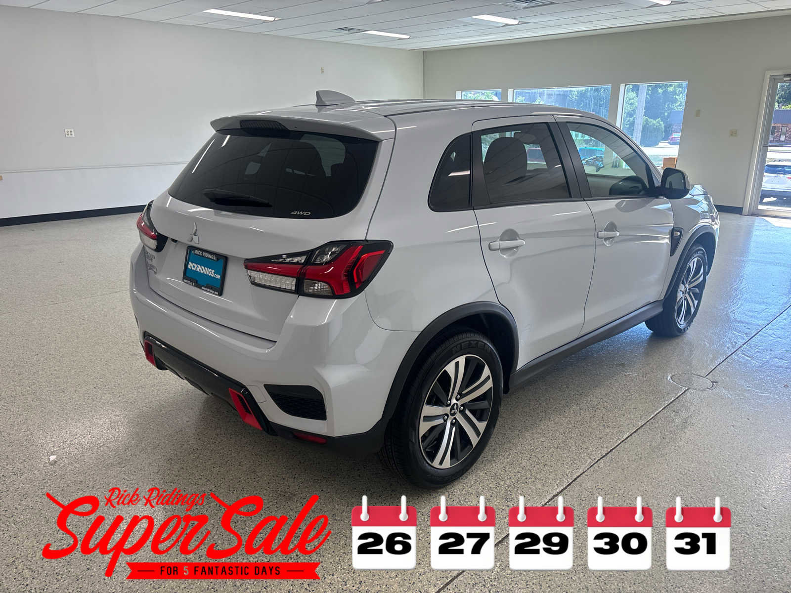 Used 2024 Mitsubishi Outlander Sport LE image 6