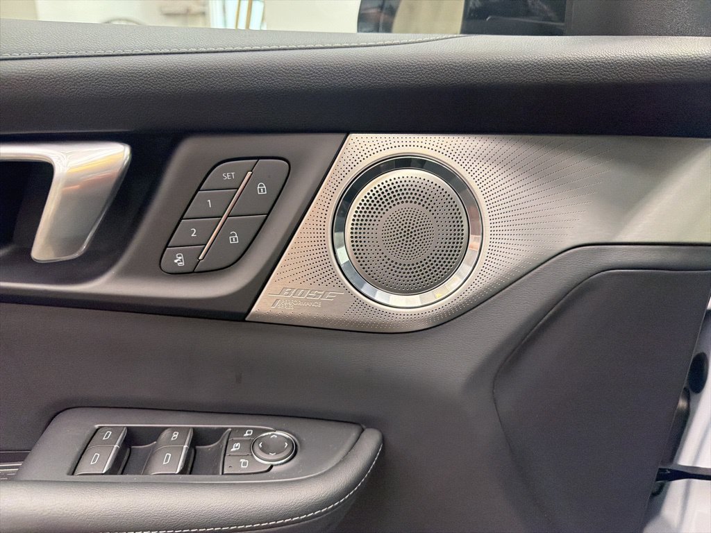 New 2026 Buick Enclave Avenir w/ Super Cruise Package FWD image 8