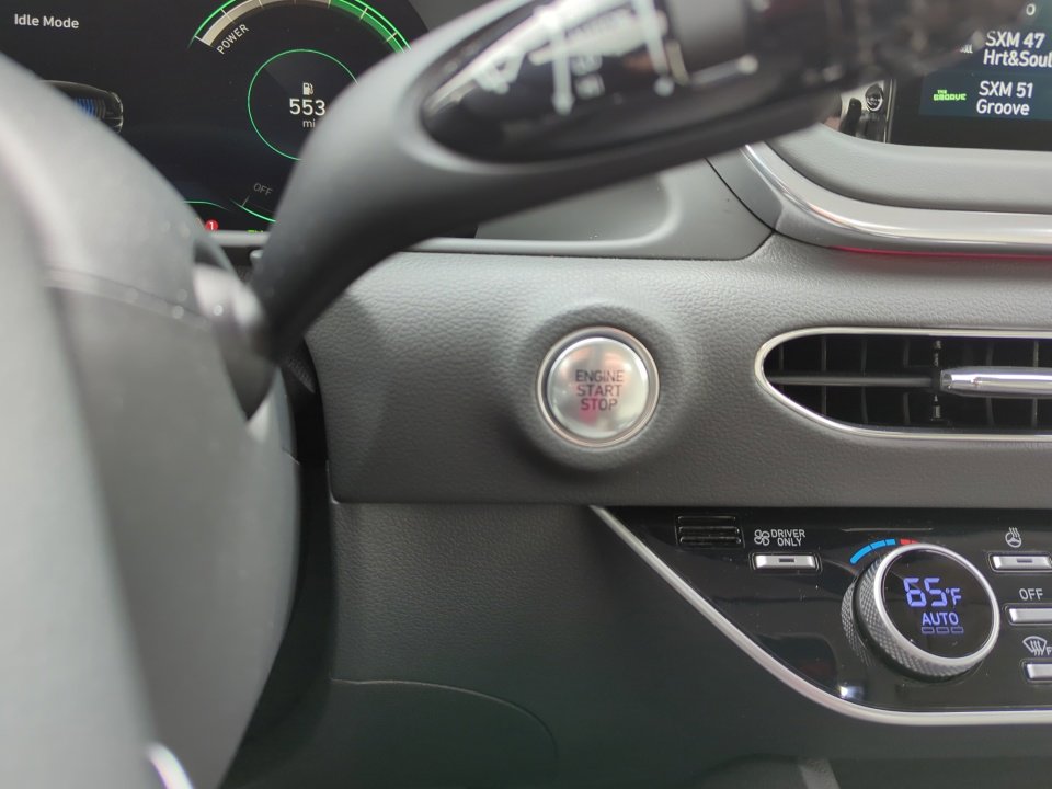 Certified 2023 Hyundai Sonata Limited w/ Cargo Package image 35