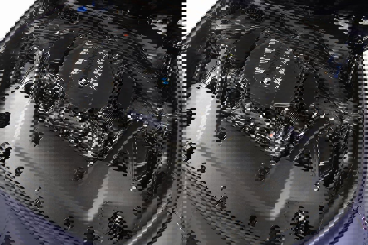 Used 2023 BMW 760i xDrive image 24