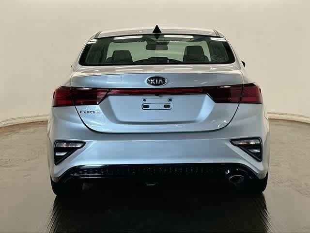 Used 2019 Kia Forte LXS FWD image 4