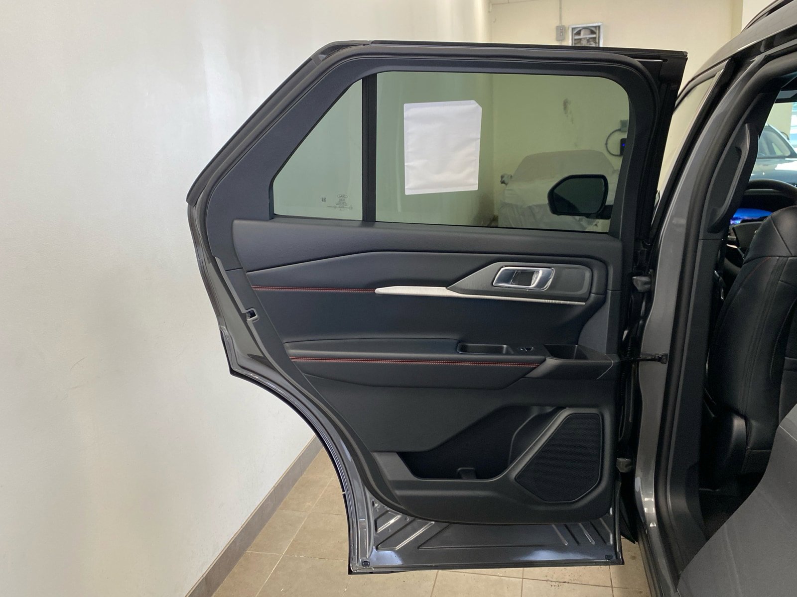 New 2026 Ford Explorer ST-Line image 15
