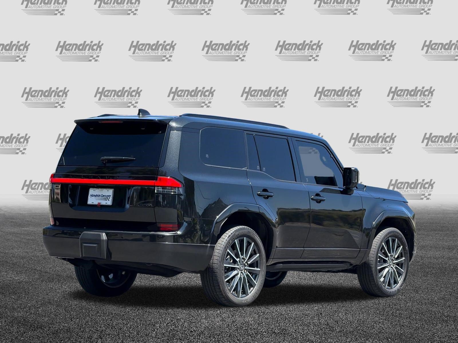 Certified 2025 Lexus GX 550 w/ Cold Area Package AWD/4WD image 5