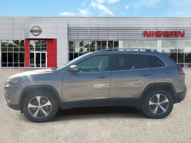 Used 2020 Jeep Cherokee Limited w/ Luxury Group image 8