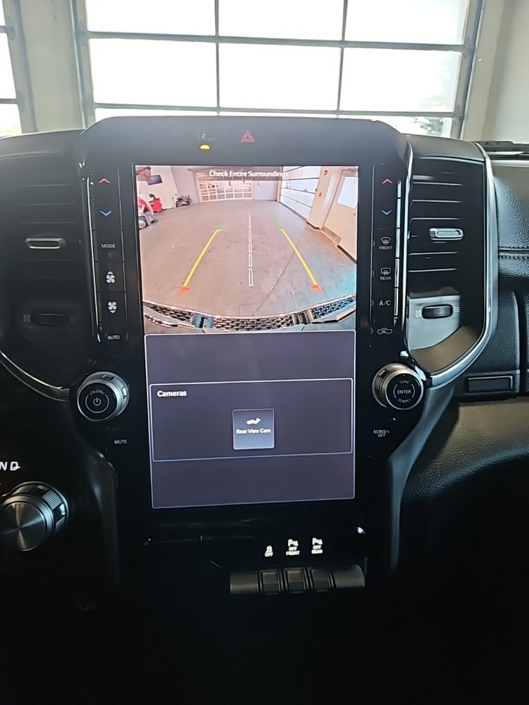 Used 2025 RAM 1500 Laramie image 31