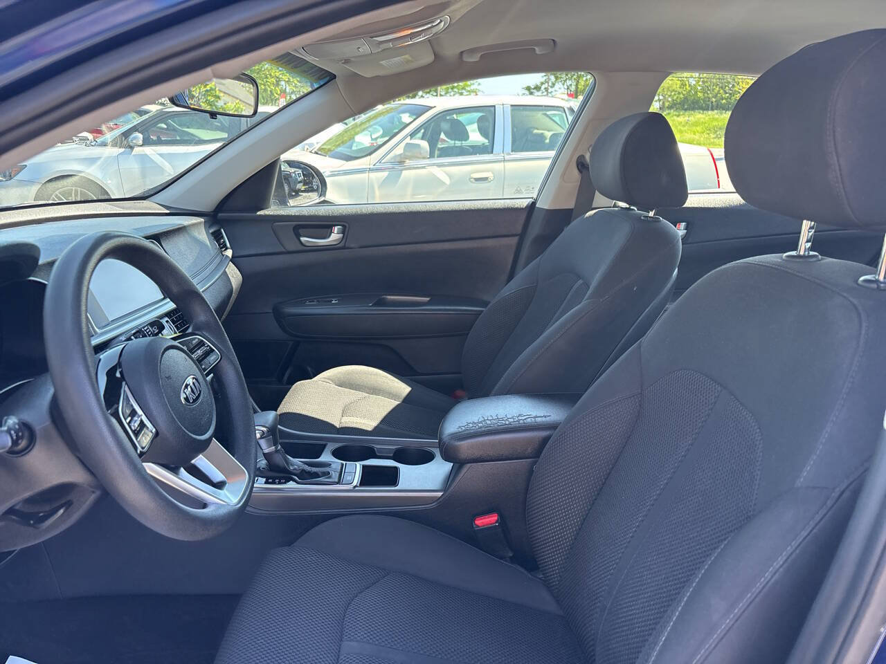 Used 2019 Kia Optima LX FWD image 8