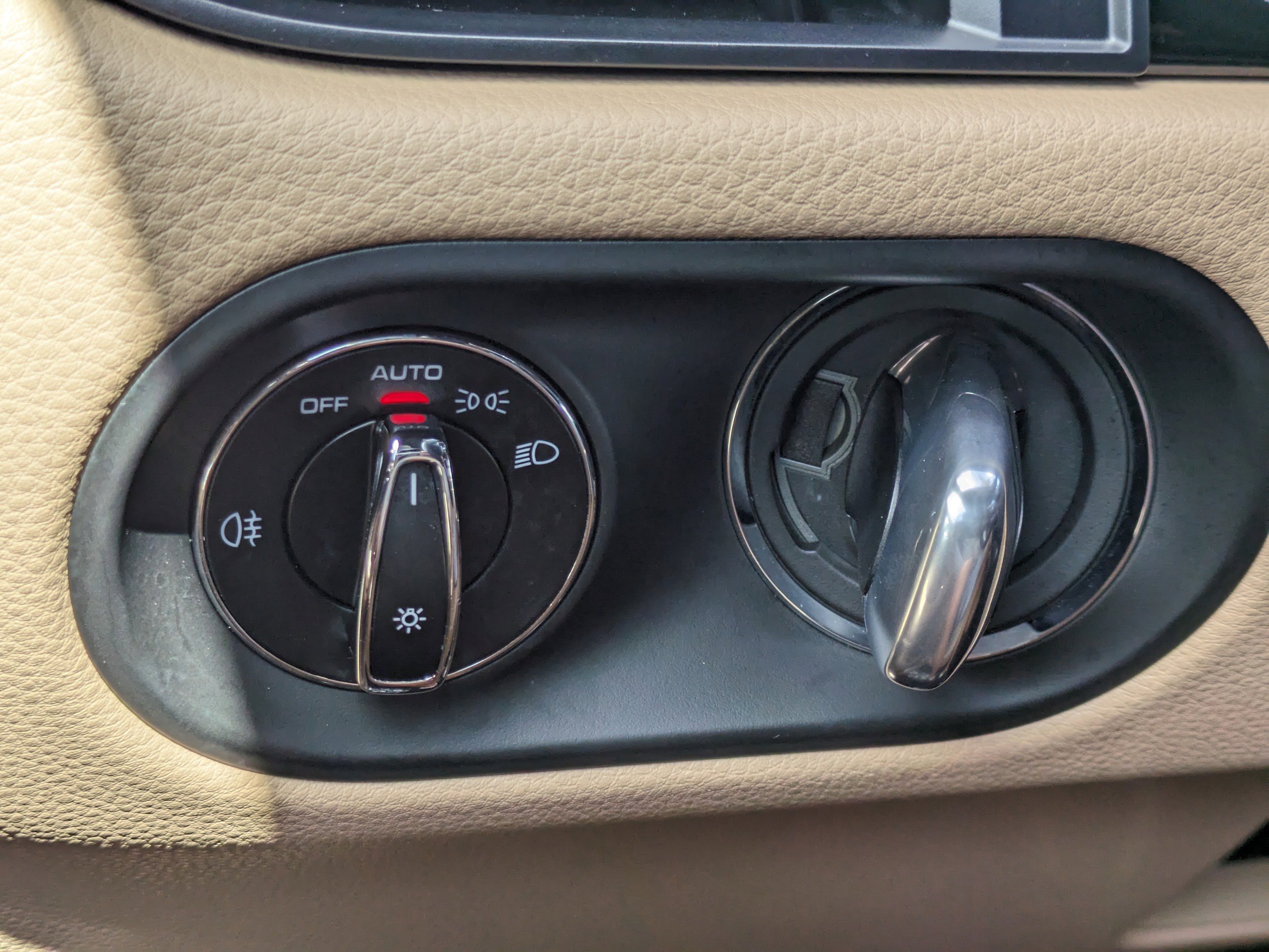 Used 2024 Porsche Macan S image 29