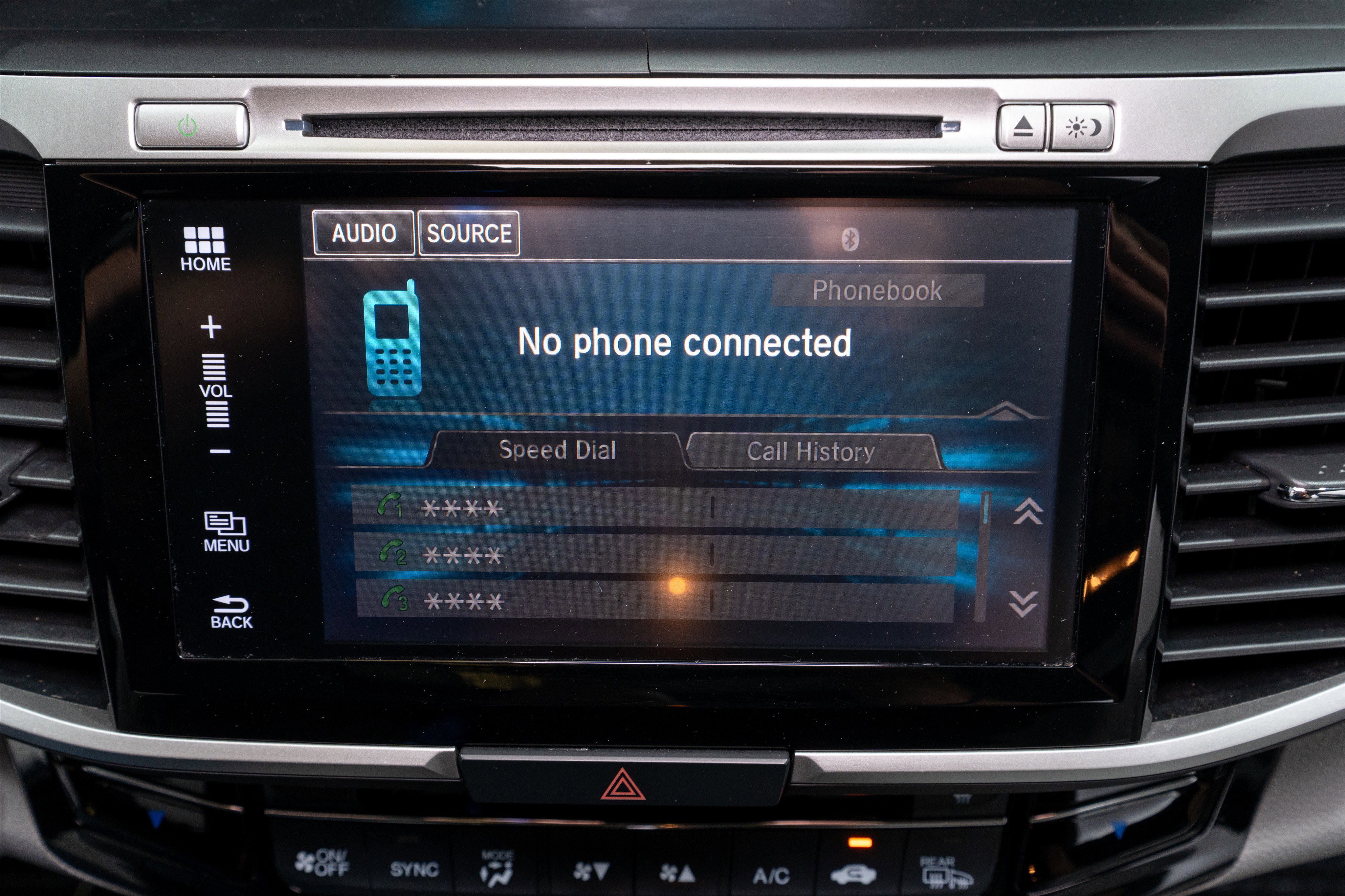 Used 2017 Honda Accord EX image 19