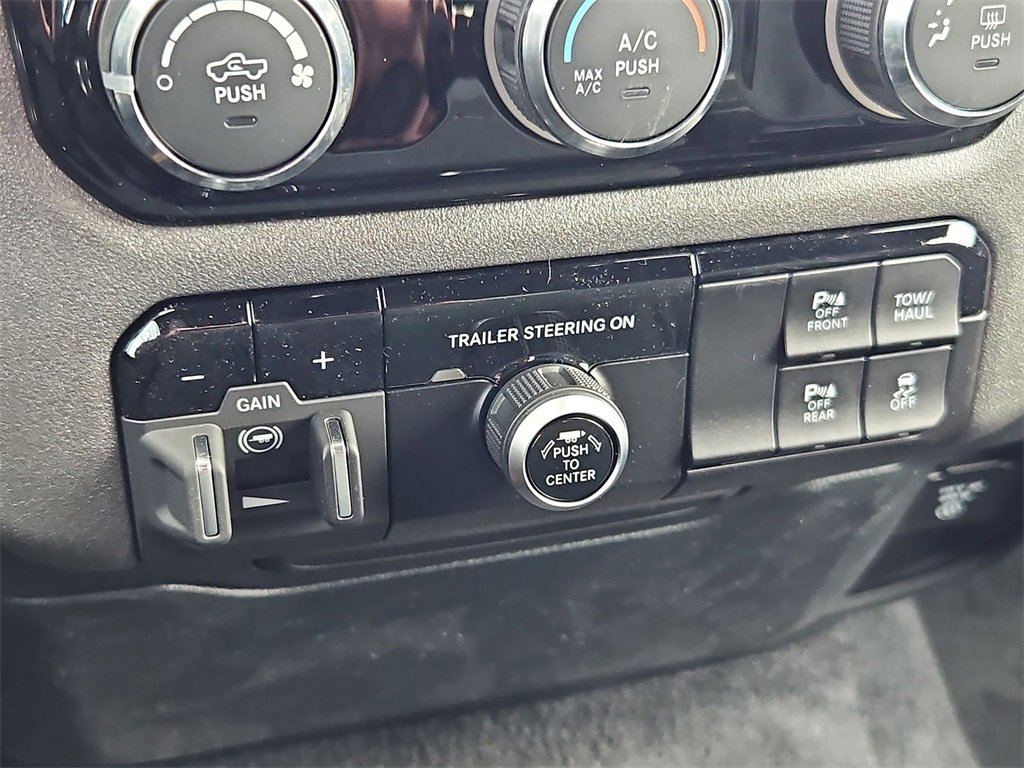 New 2026 RAM 1500 Classic Warlock image 26