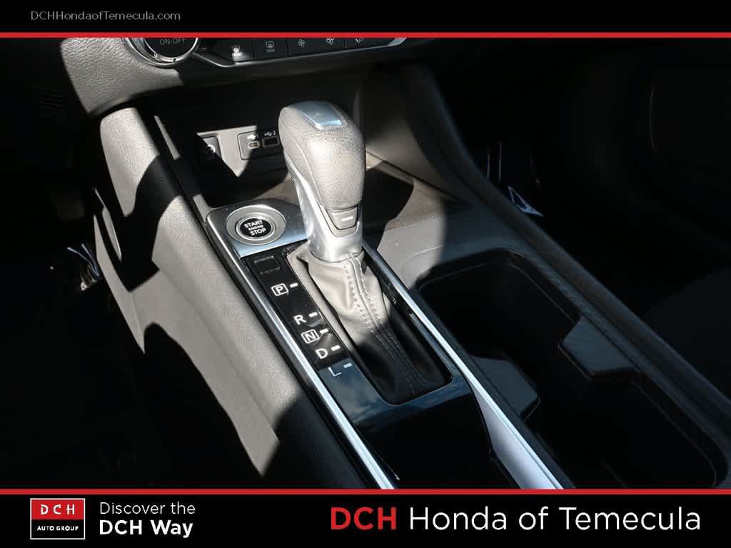Used 2025 Nissan Sentra SV w/ All-Weather Package FWD image 11