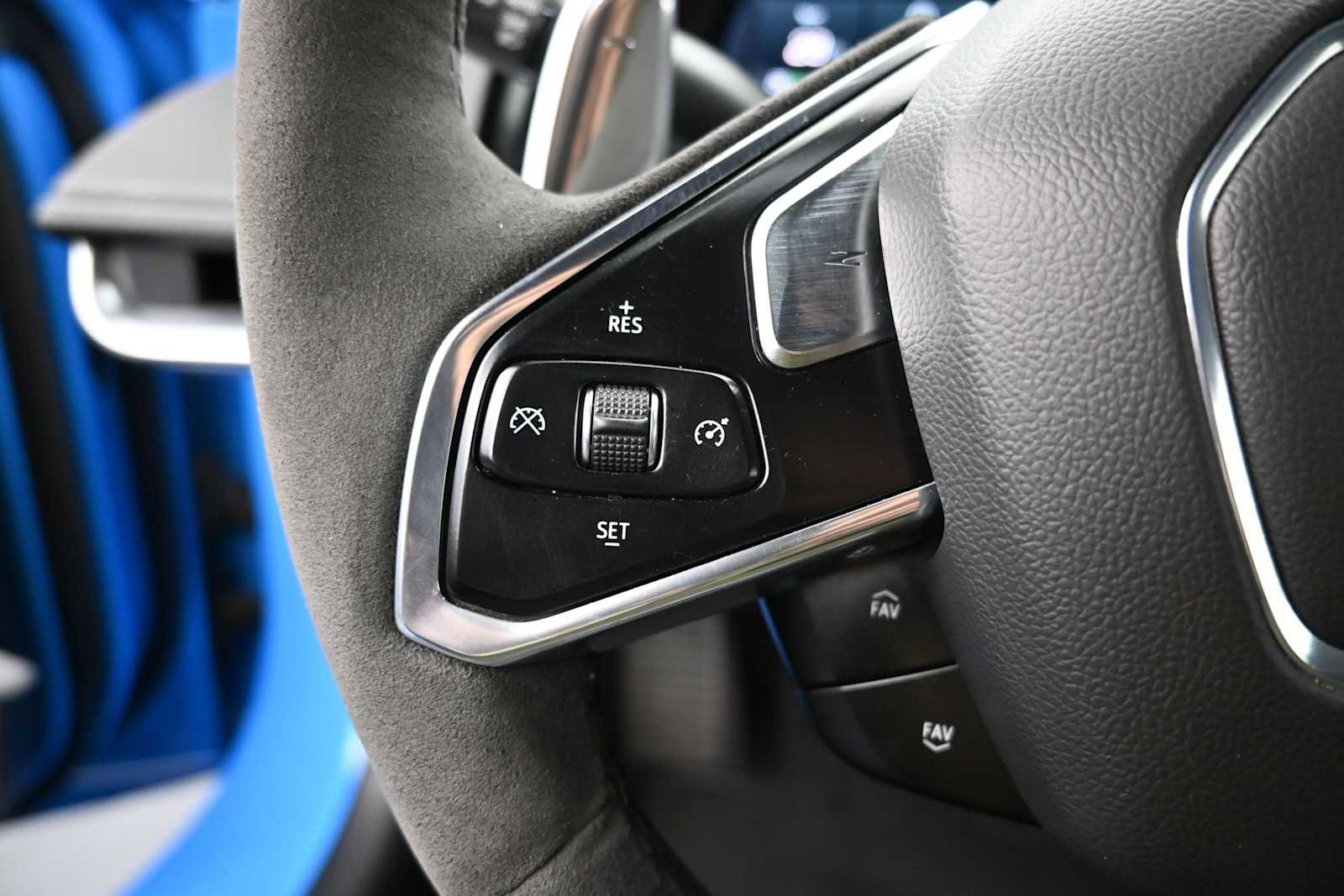 Used 2021 Chevrolet Corvette Stingray Preferred Cpe w/ Engine Appearance Package RWD image 14