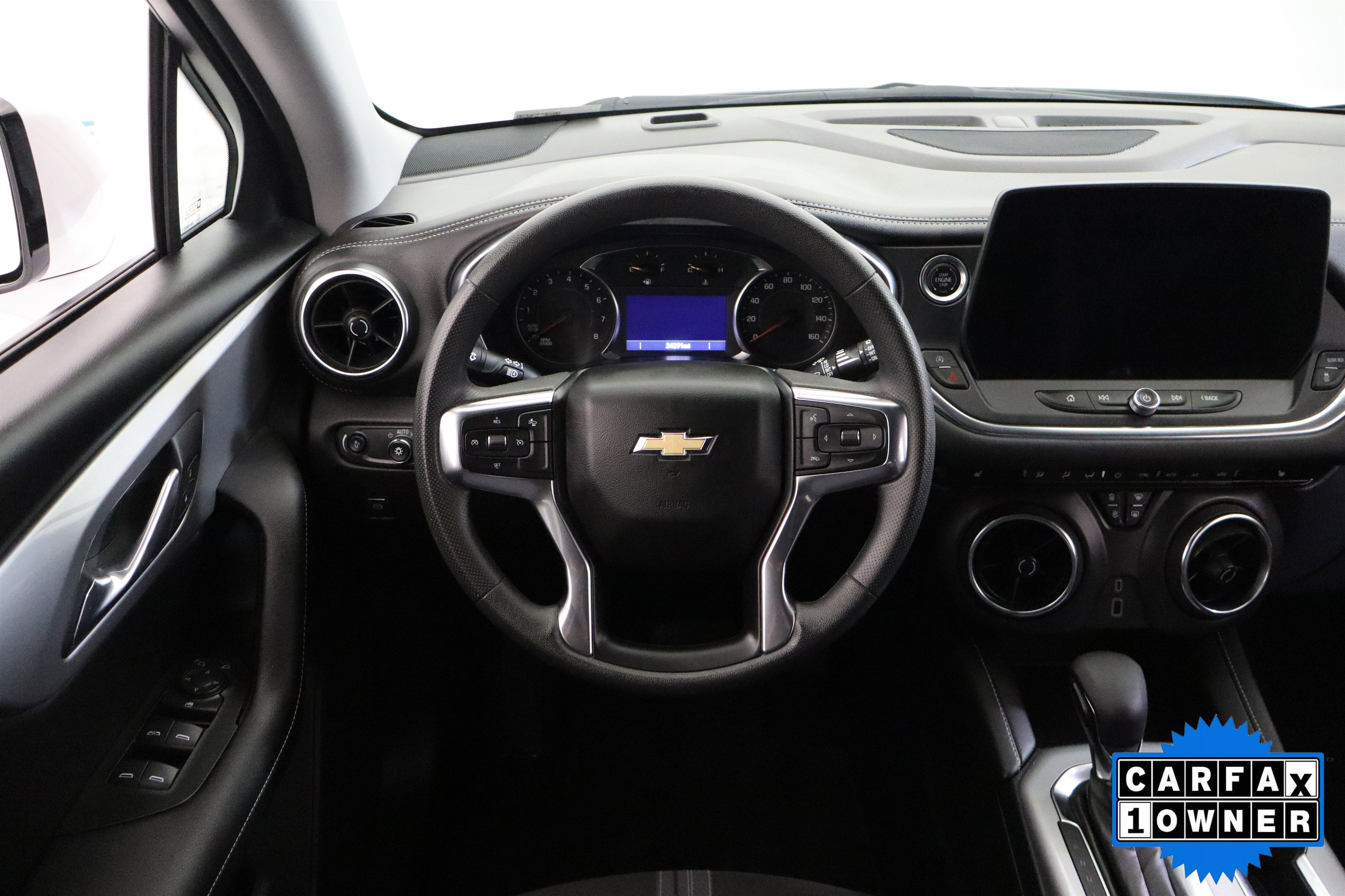 Used 2025 Chevrolet Blazer LT image 17