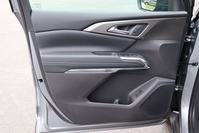 New 2026 Chevrolet Traverse LT FWD image 14