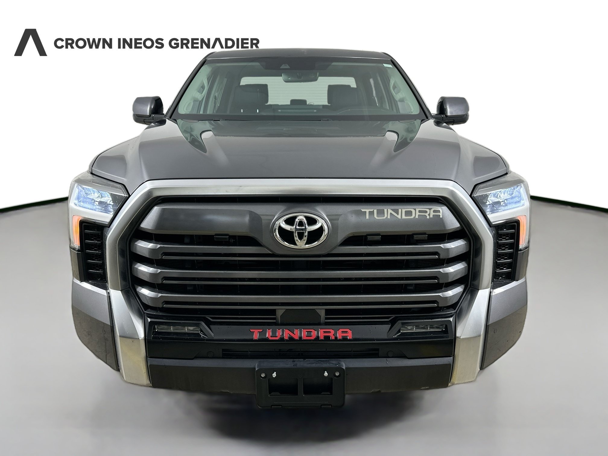 Used 2022 Toyota Tundra Limited w/ Power Package AWD/4WD image 2