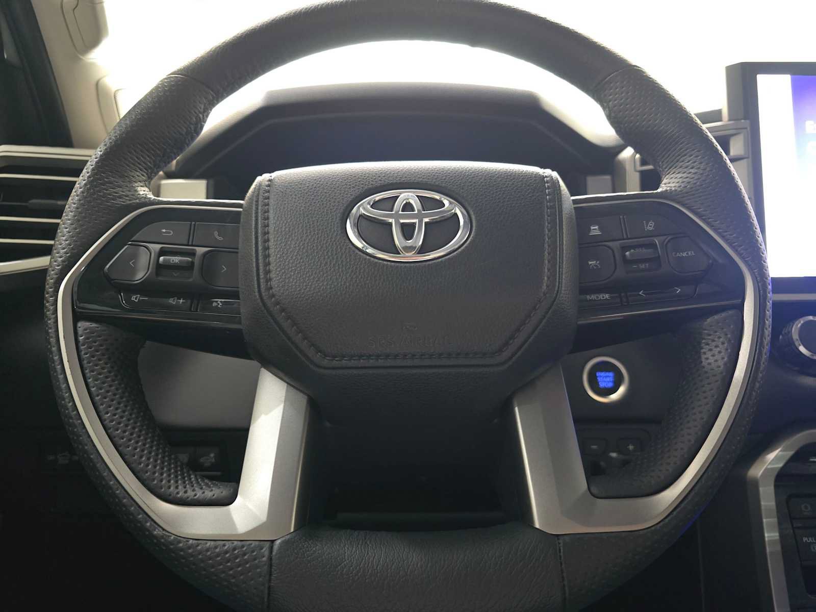 Used 2024 Toyota Tundra Limited AWD/4WD image 11