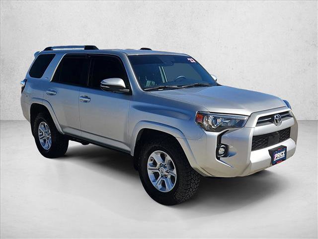 Used 2022 Toyota 4Runner SR5 Premium image 3