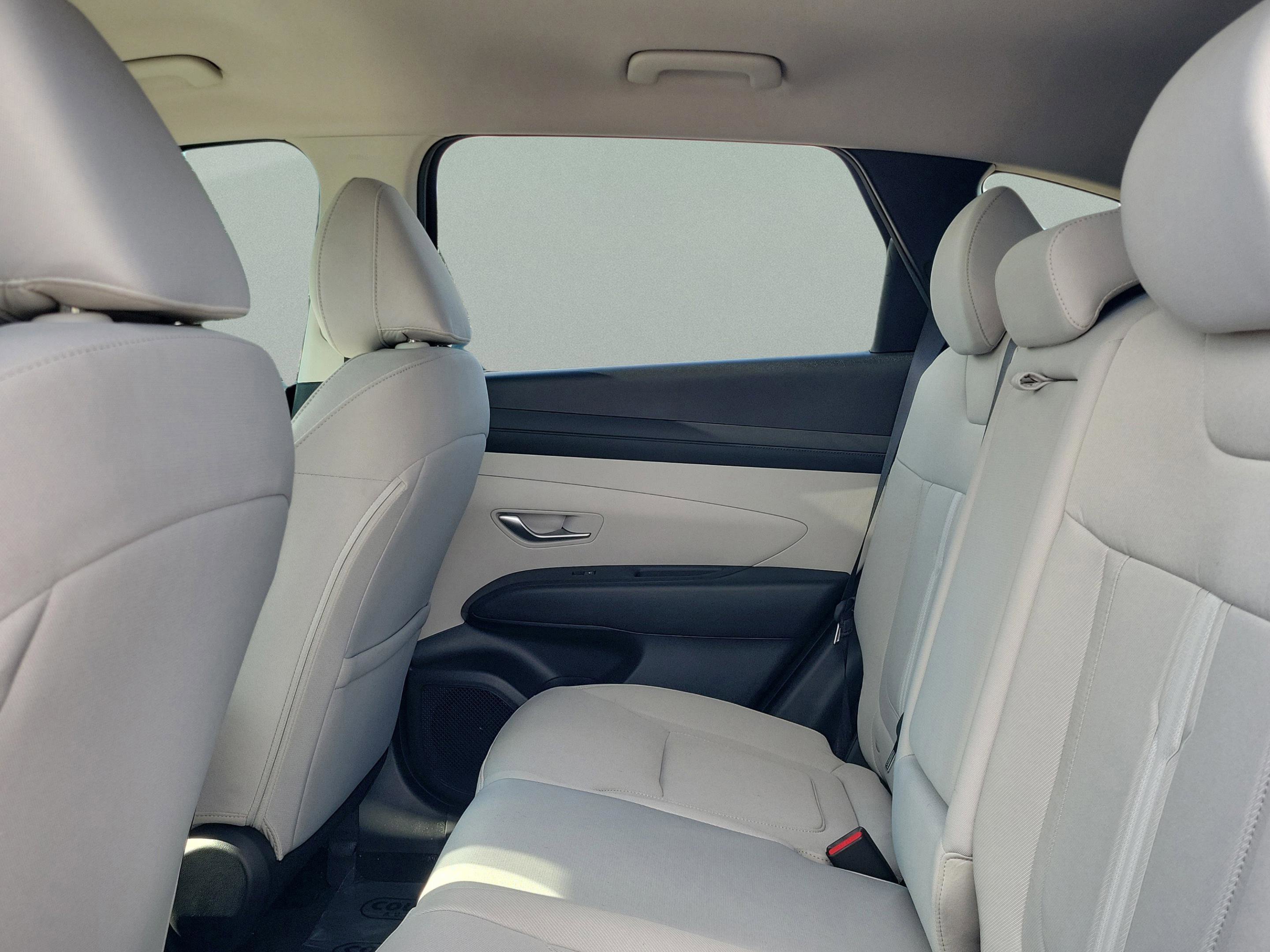 New 2026 Hyundai Tucson SEL image 8