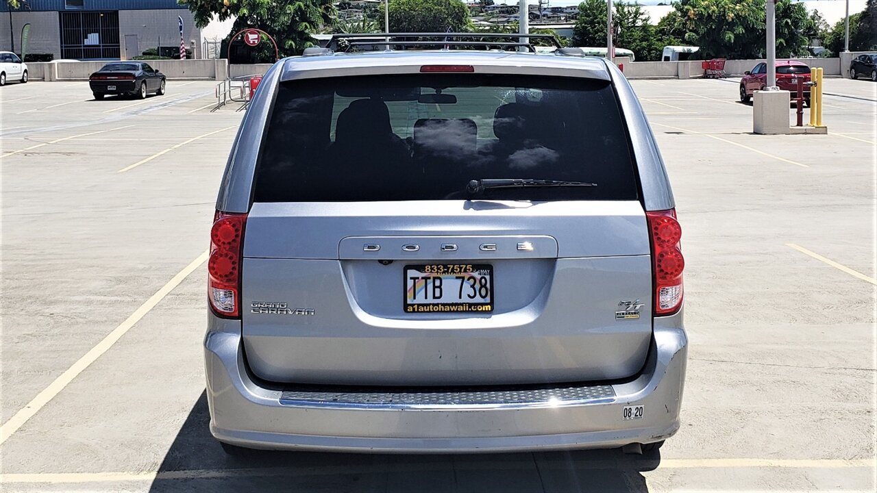 Used 2016 Dodge Grand Caravan R/T FWD image 8