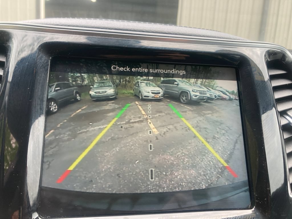 Used 2020 Jeep Cherokee Limited AWD/4WD image 25