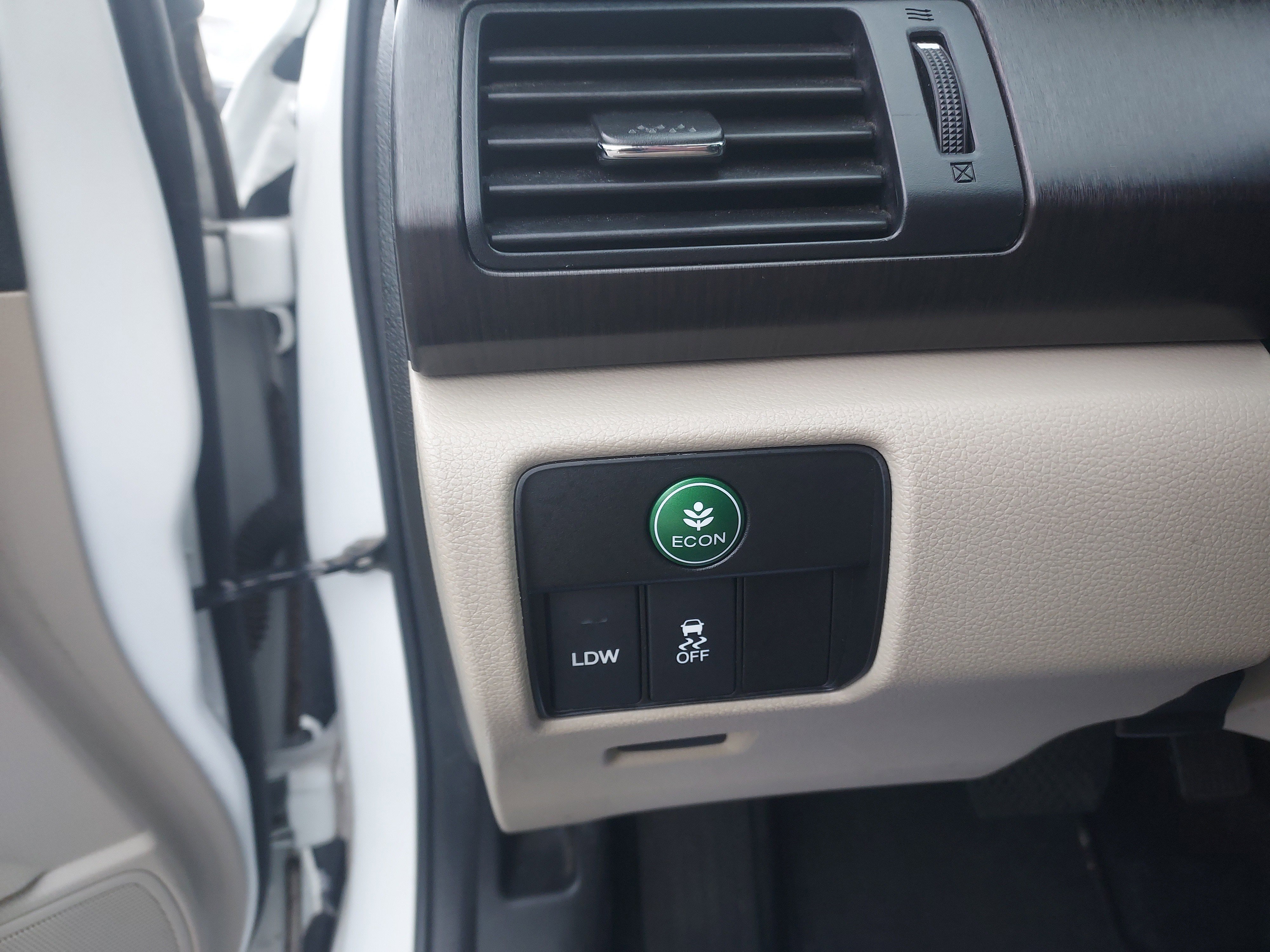 Used 2014 Honda Accord EX-L image 26