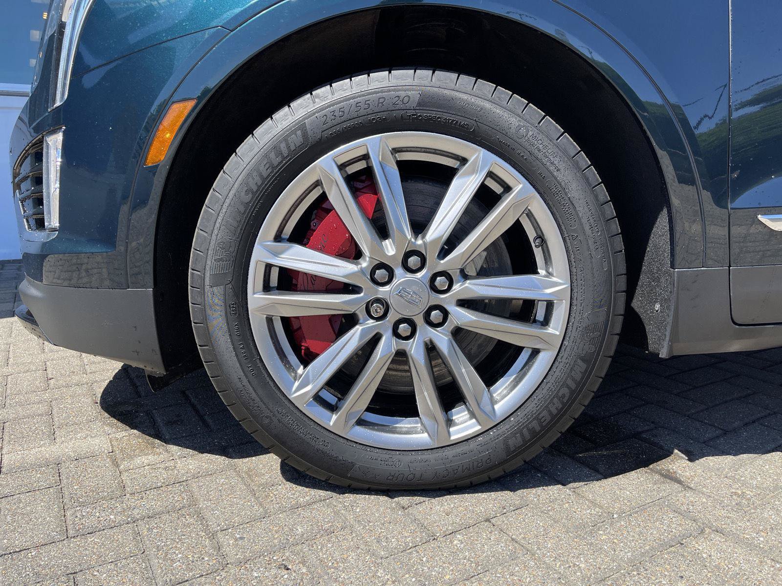 Used 2024 Cadillac XT5 Sportv w/ LPO, Floor Liner Package AWD/4WD image 10