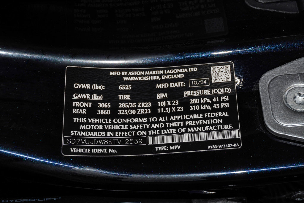 Used 2025 Aston Martin DBX 707 AWD/4WD image 35