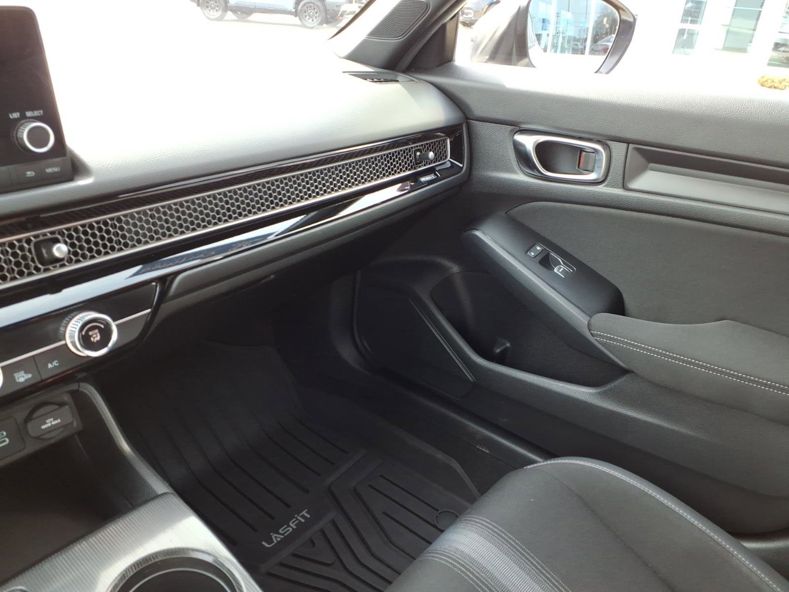 Certified 2025 Honda Civic Sport image 30