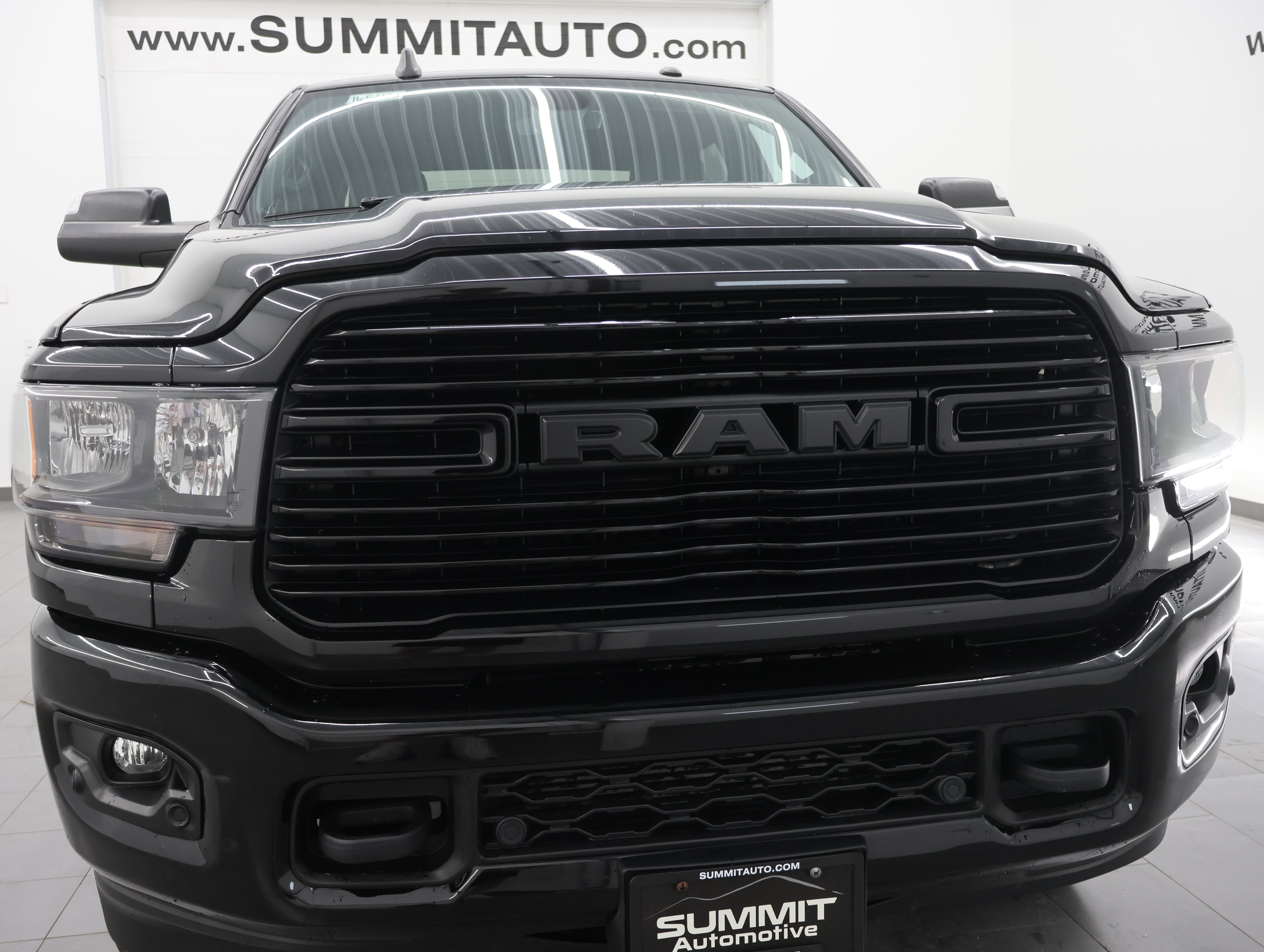 Used 2020 RAM 2500 Big Horn w/ Night Edition AWD/4WD image 22