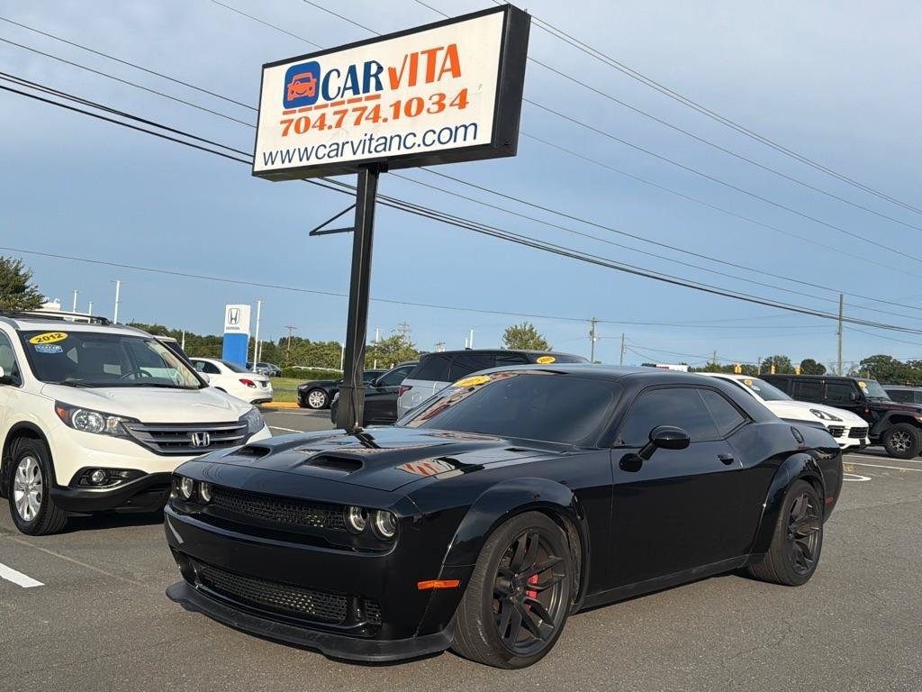 Used 2015 Dodge Challenger SRT Hellcat RWD image 1