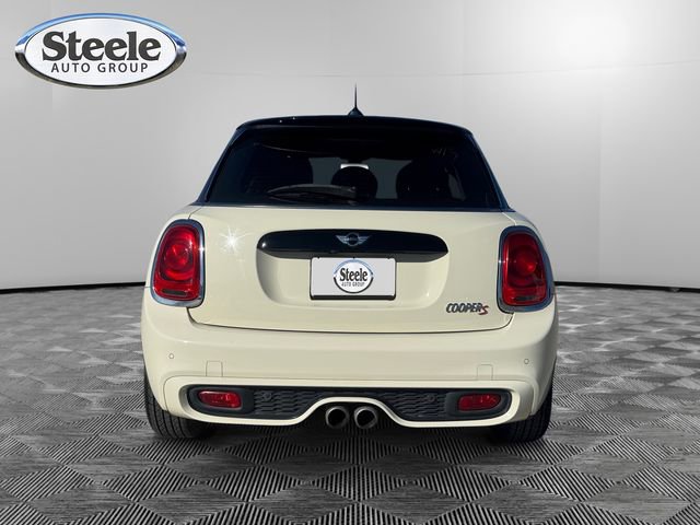 Used 2018 MINI Cooper S FWD image 4