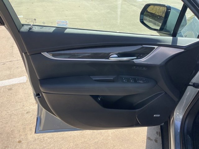 New 2025 Cadillac XT5 Sportv w/ Technology Package image 13