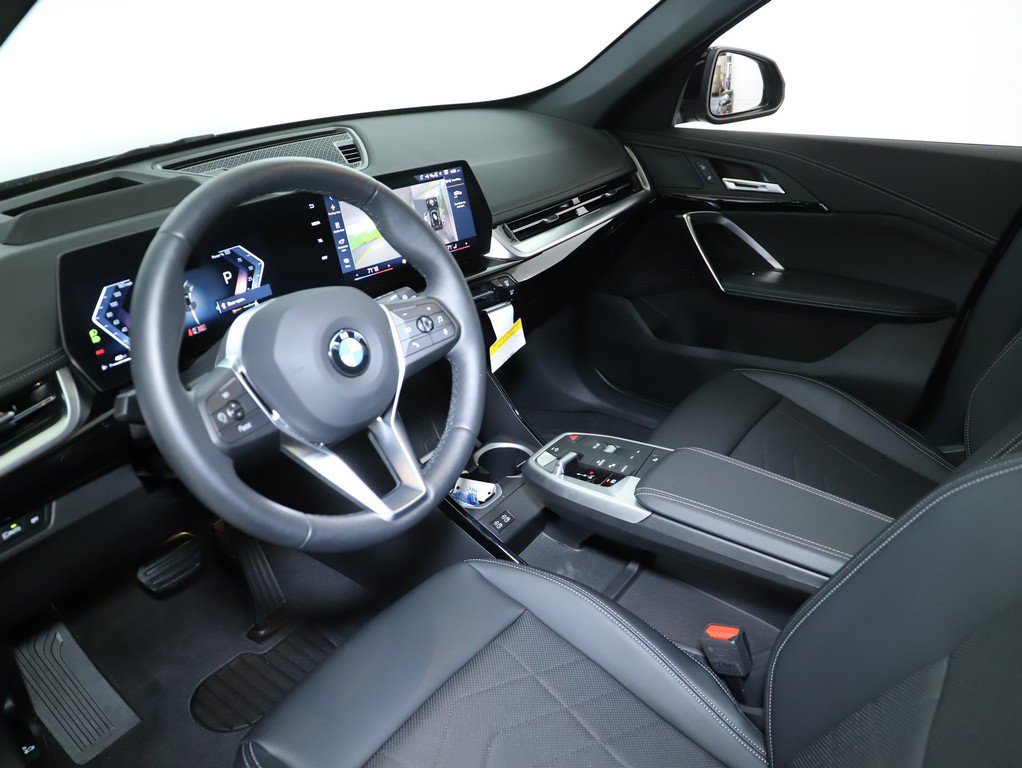 Used 2026 BMW X1 xDrive28i w/ Technology Package AWD/4WD image 24
