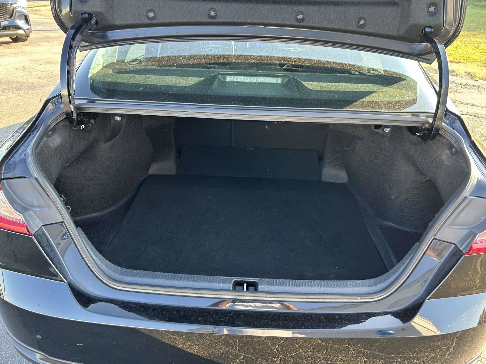 Used 2025 Toyota Camry LE FWD image 18