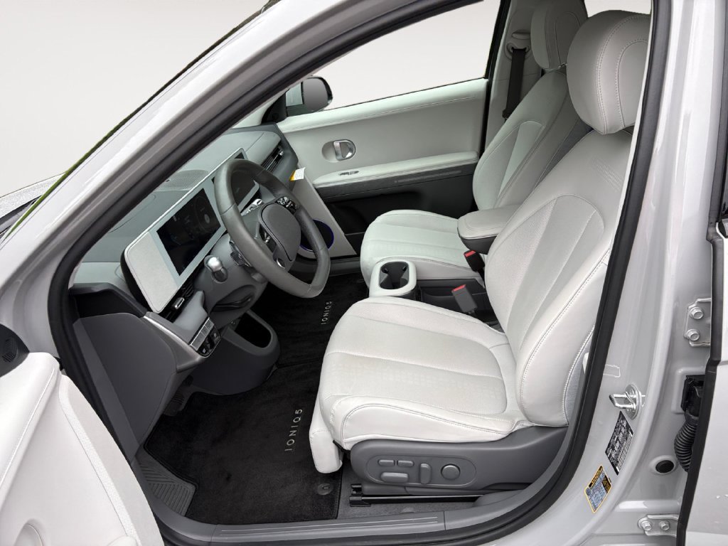 Used 2024 Hyundai Ioniq 5 Limited AWD/4WD image 11