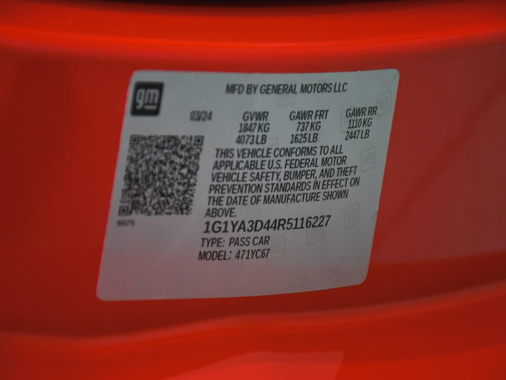 Used 2024 Chevrolet Corvette Stingray Convertible RWD image 18