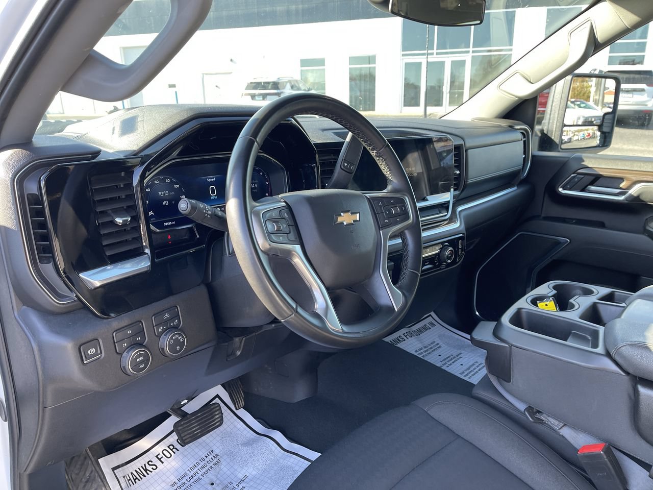 Used 2024 Chevrolet Silverado 2500 LT AWD/4WD image 10