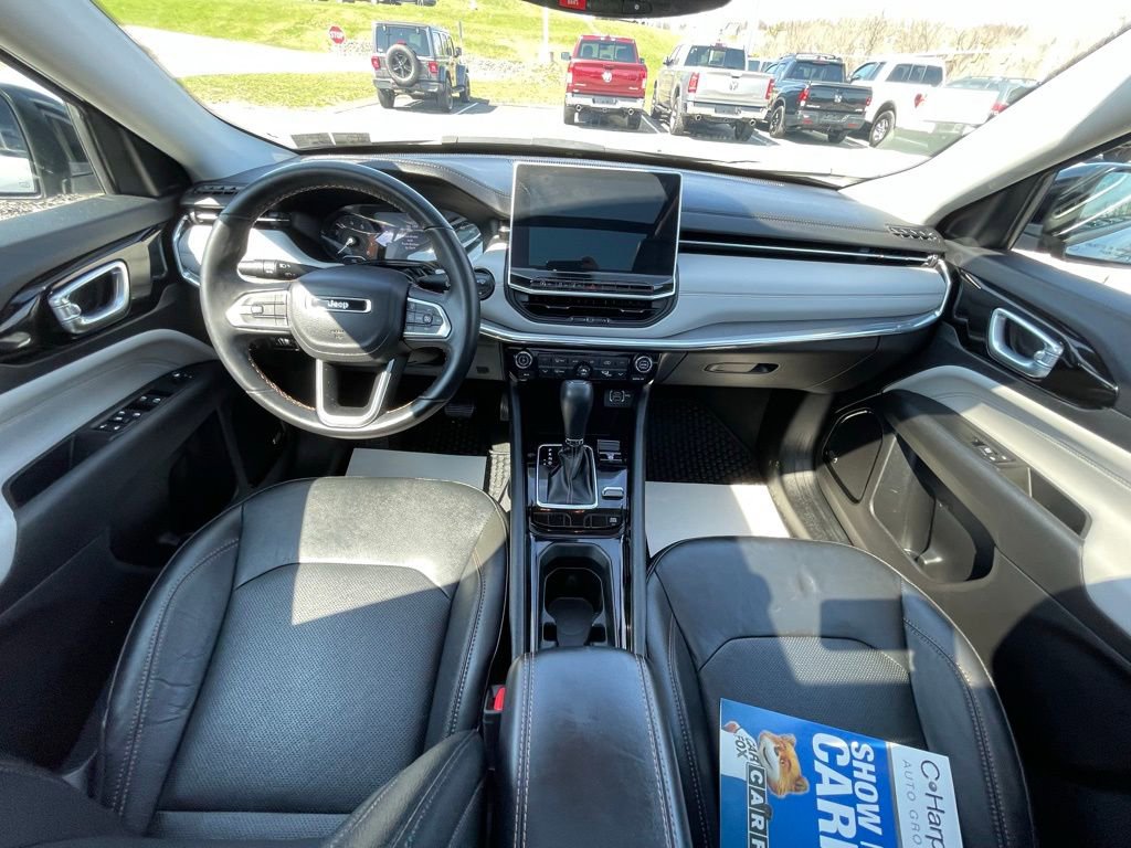 Certified 2022 Jeep Compass Limited w/ Sun and Sound Group image 28