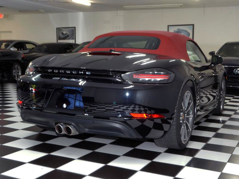 Used 2019 Porsche 718 Boxster S RWD image 10