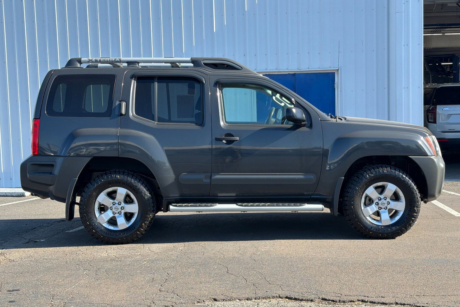 Used 2013 Nissan Xterra S AWD/4WD image 3