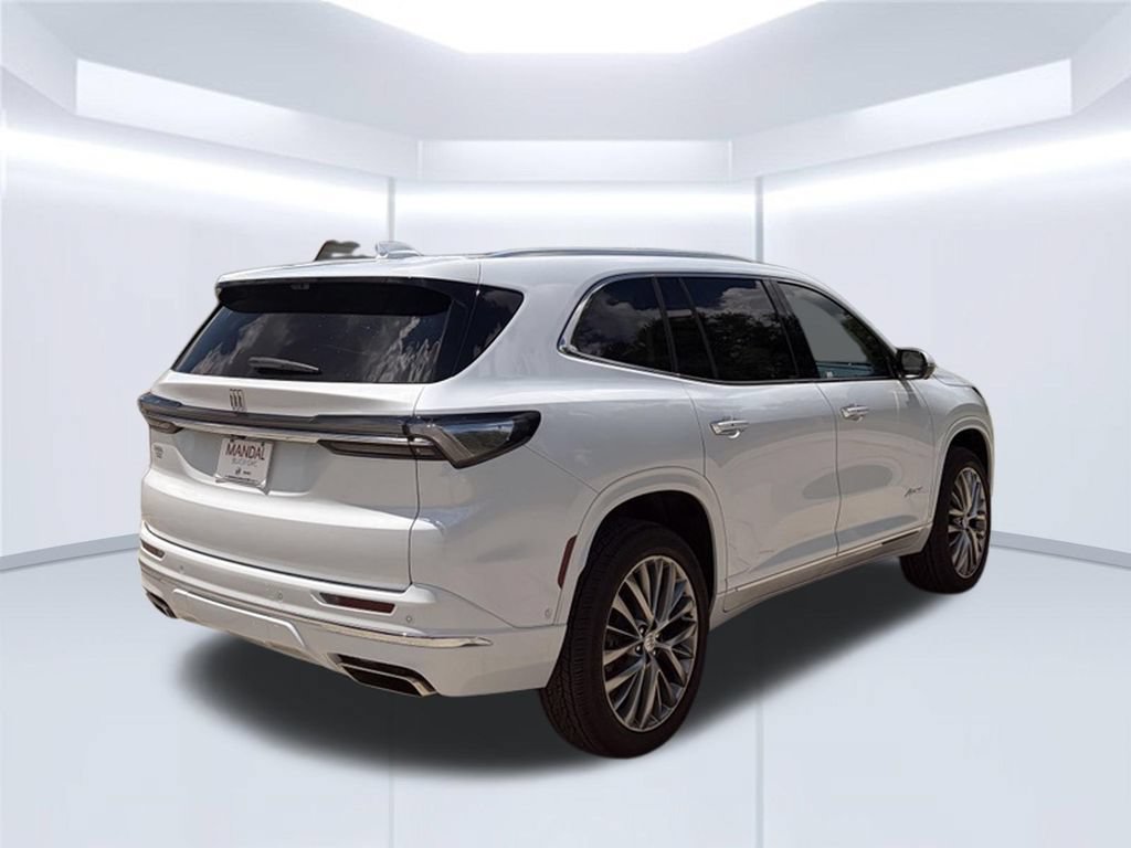 Used 2026 Buick Enclave Avenir w/ Super Cruise Package FWD image 7