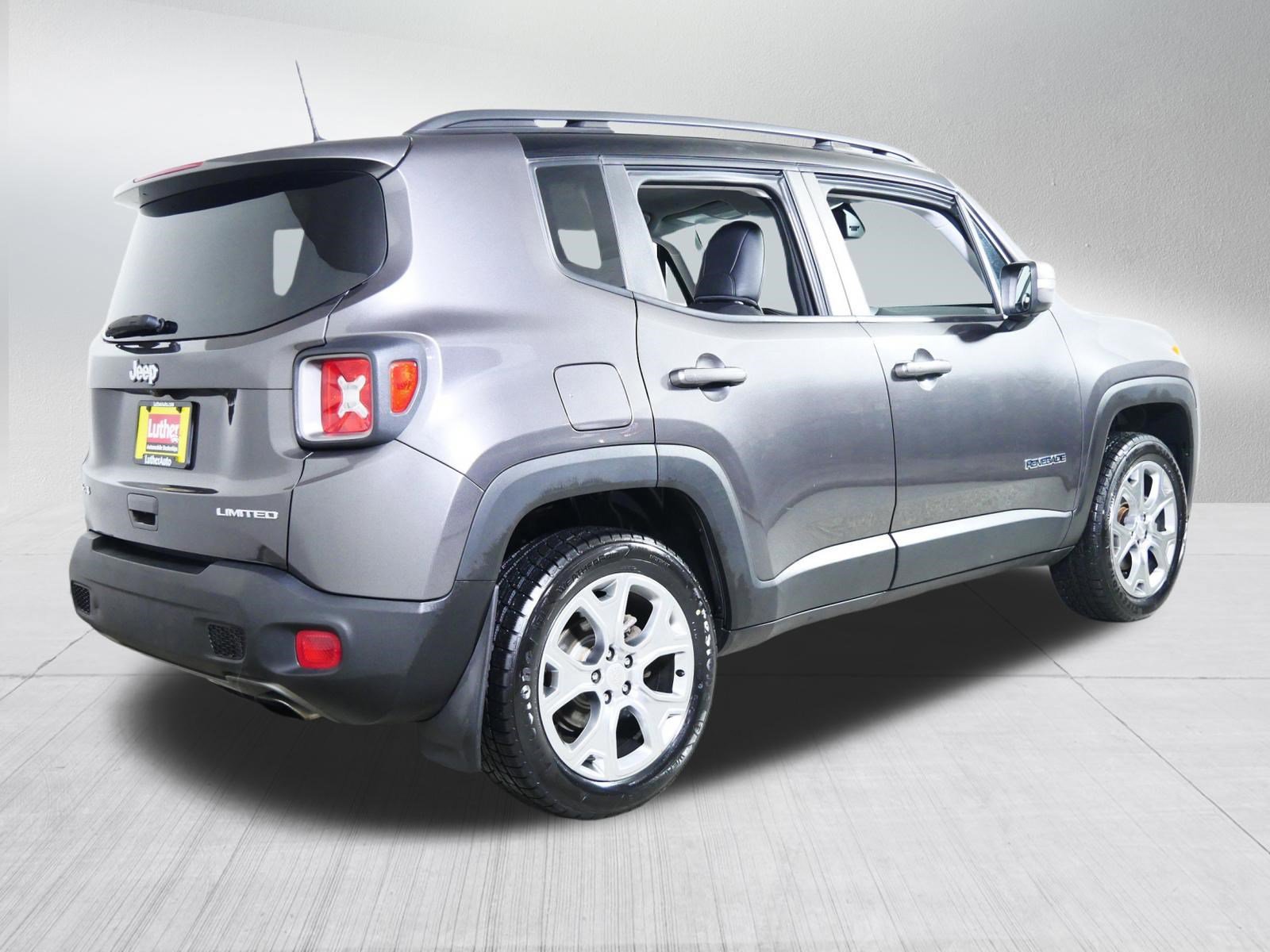 Used 2019 Jeep Renegade Limited AWD/4WD image 7