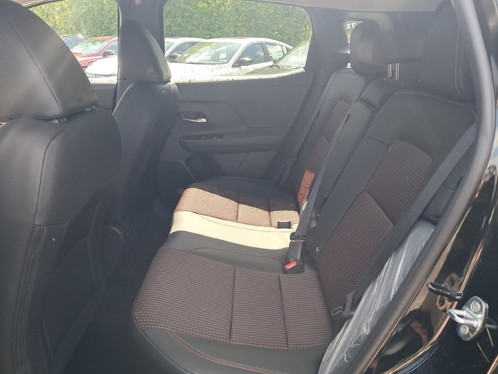 New 2026 Nissan Kicks SR FWD image 26
